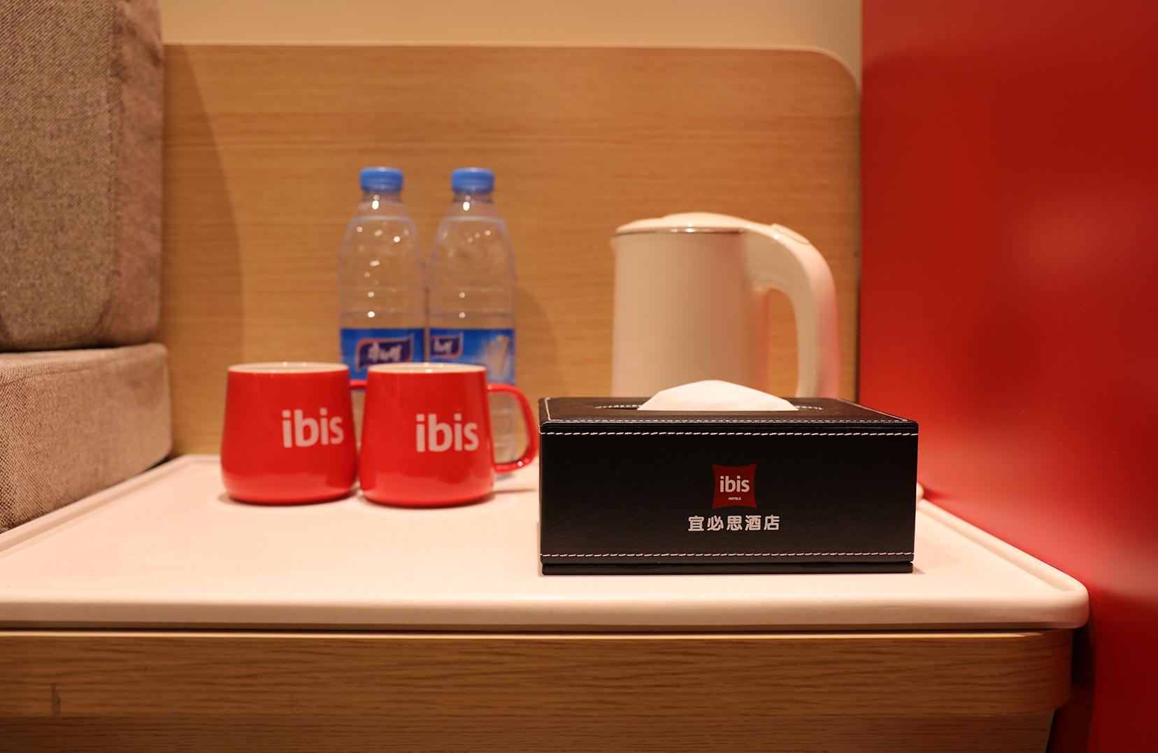 Ibis Shanghai Changshou Road Hotel Eksteriør billede